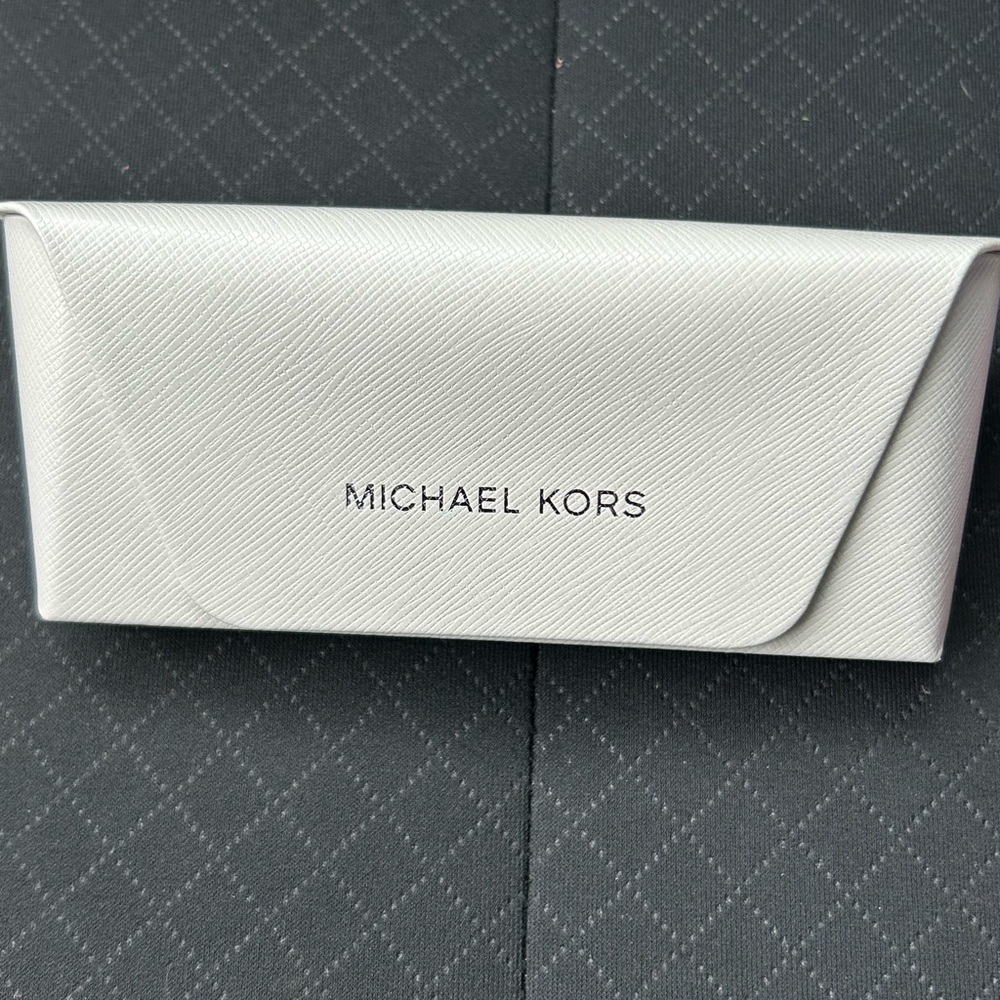 Michael Kors Elegant Cream Glasses Case